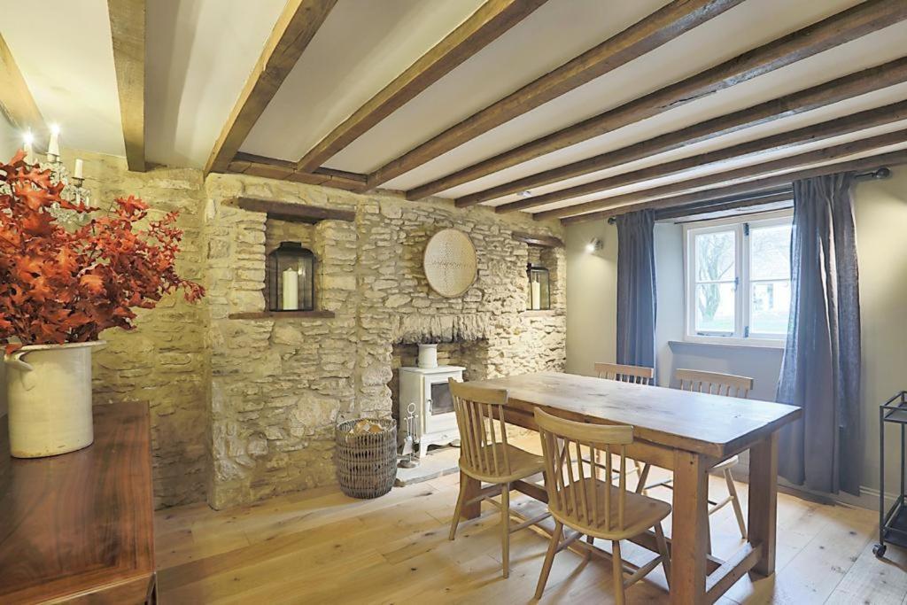 Luxury Cotswold Cottage With Hot Tub In Stow On The Wold! Buitenkant foto