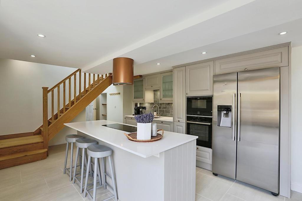 Luxury Cotswold Cottage With Hot Tub In Stow On The Wold! Buitenkant foto